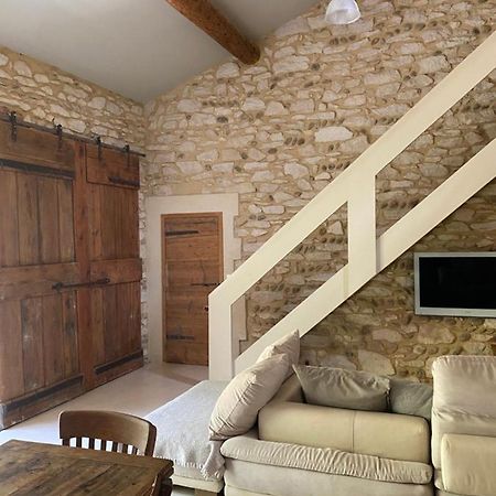 Appartement Cecile - Campagne Avec Piscine Commune - Eyragues 외부 사진