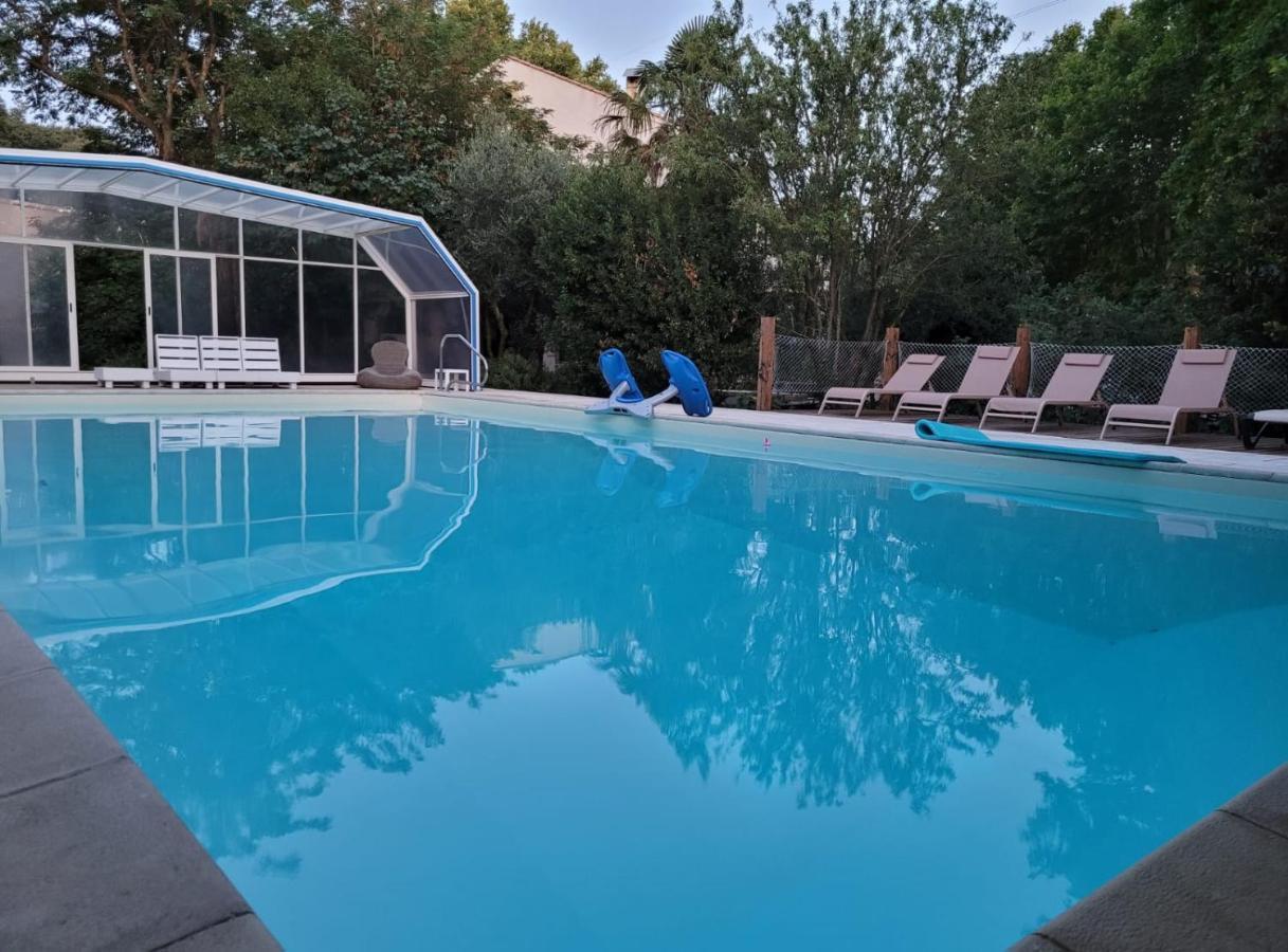 Appartement Cecile - Campagne Avec Piscine Commune - Eyragues 외부 사진