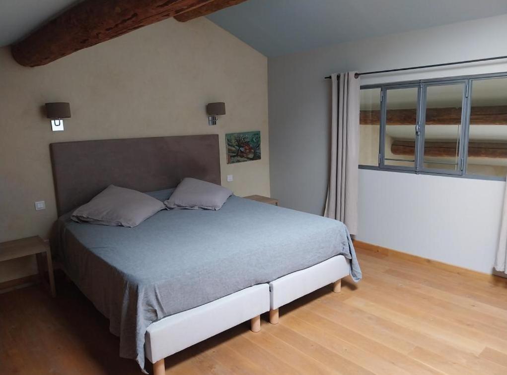Appartement Cecile - Campagne Avec Piscine Commune - Eyragues 외부 사진