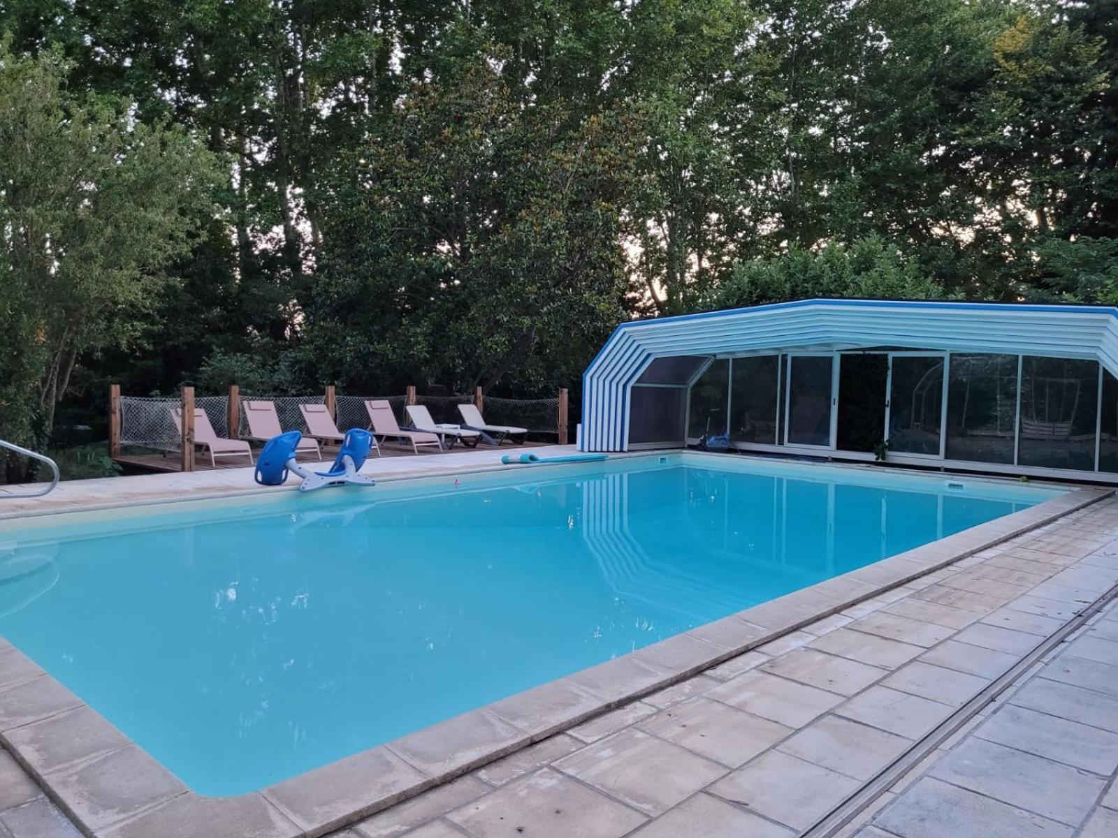 Appartement Cecile - Campagne Avec Piscine Commune - Eyragues 외부 사진